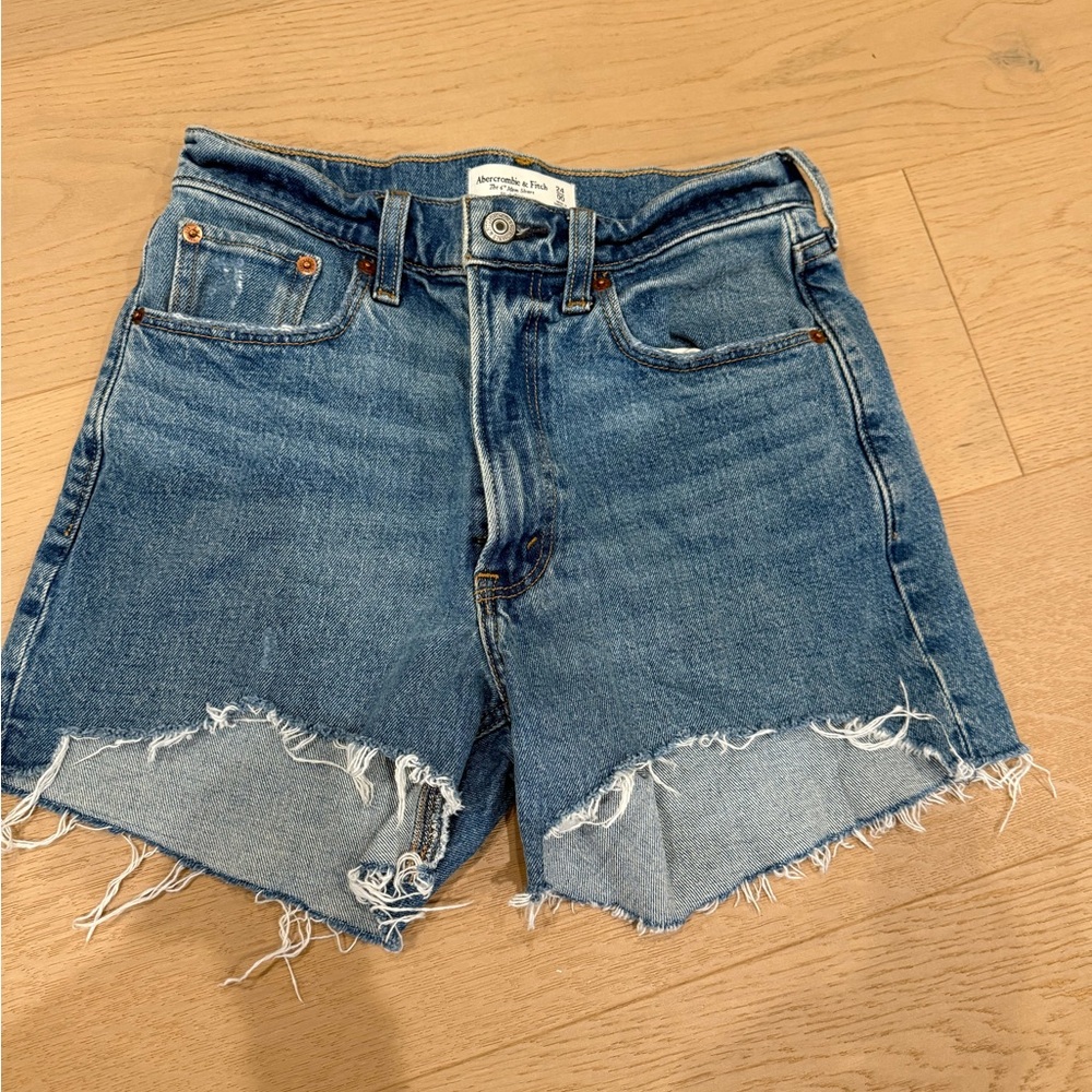 Abercrombie & Fitch Distressed Blue Denim Cutoff Shorts NEW WITHOUT TAGS!!